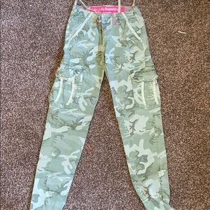Women’s camel cargo pants